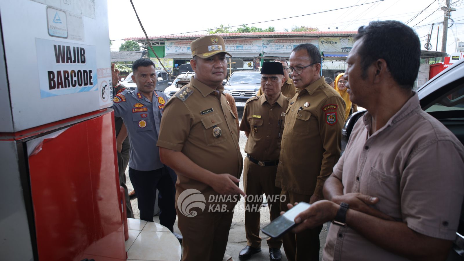 Pastikan tidak ada kecurangan takaran ,Wakil Bupati Asahan Sidak Bahan Bakar Minyak (BBM) SPBU 14.212.273