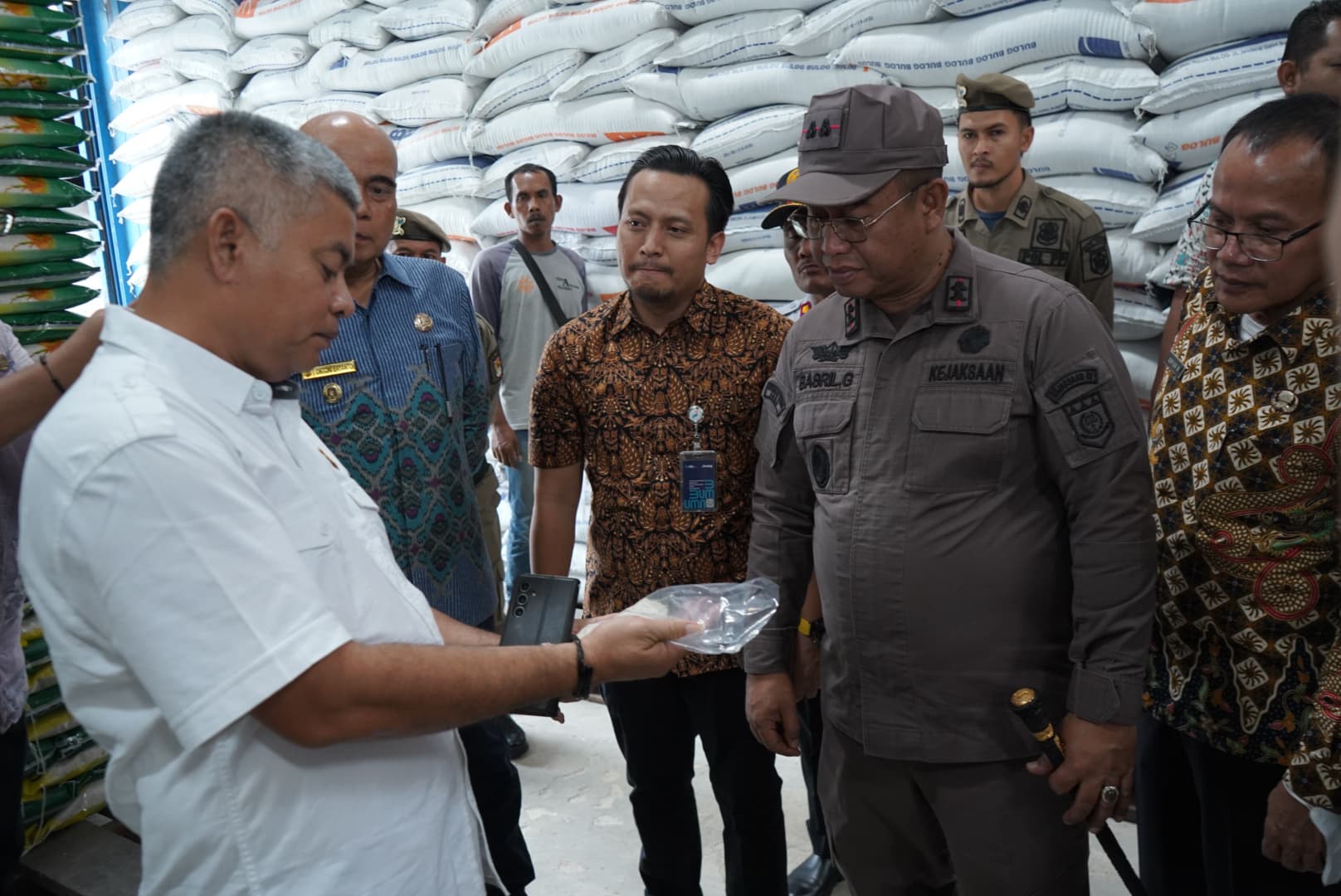 Forkopimda Kabupaten Asahan Sidak Pasar dan Pantau Harga Bahan Pokok Jelang Hari Raya Idul Fitri 1446 H/2025 M