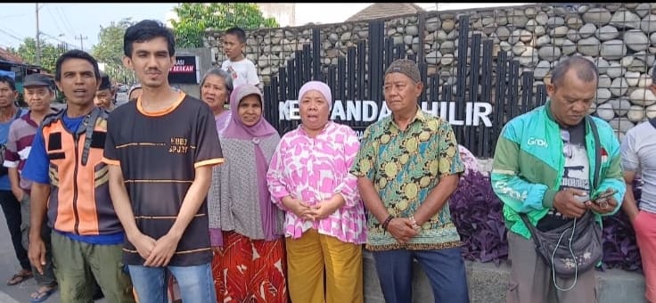 Warga Link III Kel Pandau Hilir Medan Perjuangan Minta Rico Waas Copot Abdan Syakuro