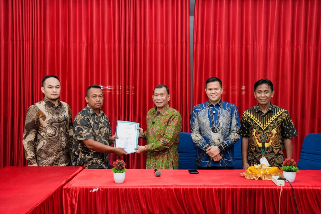 Reses ke Sergai, Anggota DPR RI Ashari Tambunan Serap Aspirasi dan Salurkan Bantuan