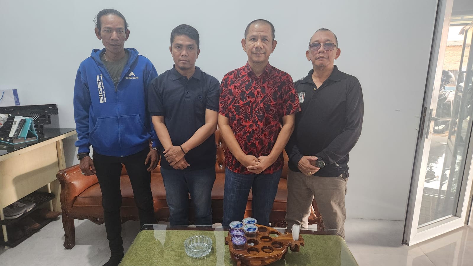 Diakhir Ramadan 1446 H, Ketua Pewarta Berbagi Sembako di Jumat Barokah