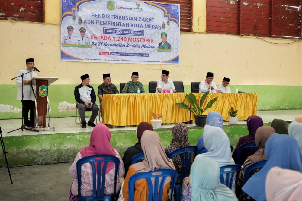 Jelang Idulfitri 1446H, Rico Waas Salurkan Zakat Kepada 1.240 Mustahik