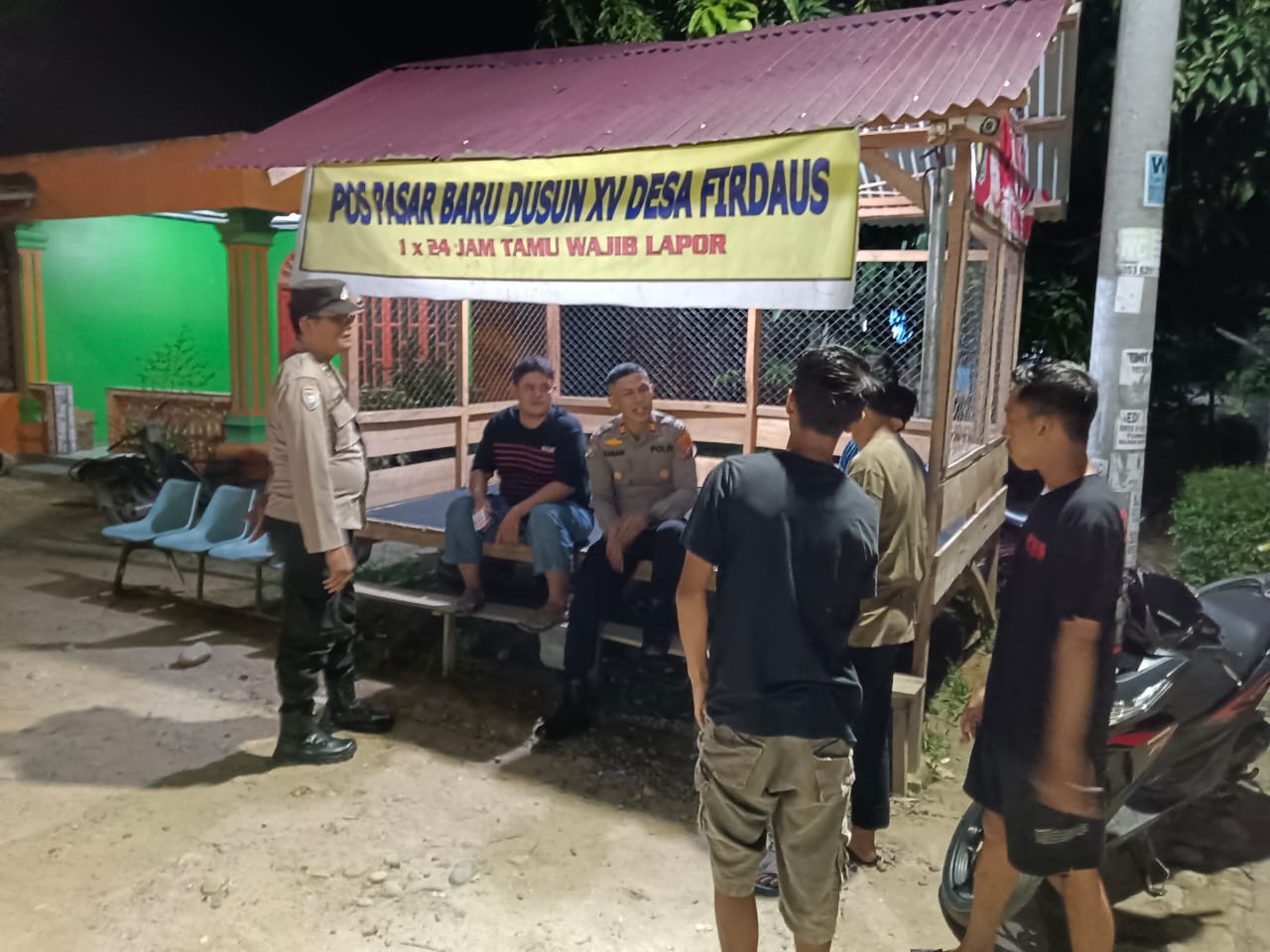 Polres Sergai Tingkatkan Patroli Malam dan Tinjau Pos Sat Kamling Demi Keamanan Warga