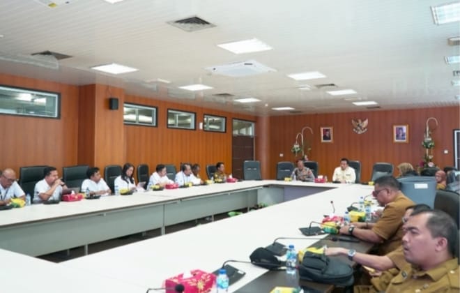 Wakil Ketua DPRD Kota Medan Terima Audiensi OPD Terkait Macet dan Banjir di Bawah Tol Medan Tembung