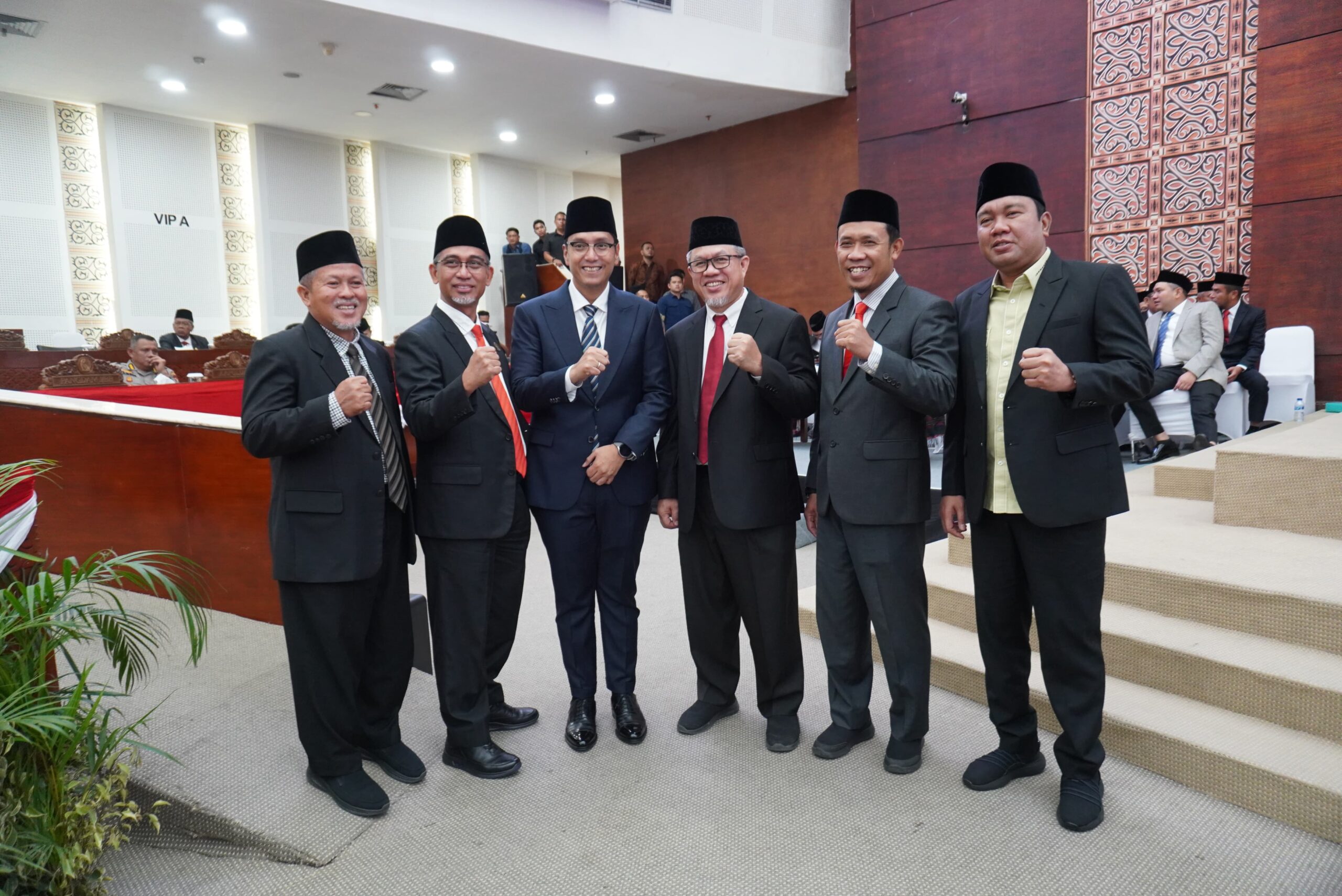 Rico Waas Hadiri Rapat Paripurna Peringatan Hari Jadi Ke-77 Provinsi Sumut