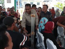 Sergai Salurkan Bantuan Kaki Palsu