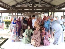 IKAL SMP Neg 11/87 Lakukan Kegiatan Menyentuh di RSJ Prof dr M Ildrem