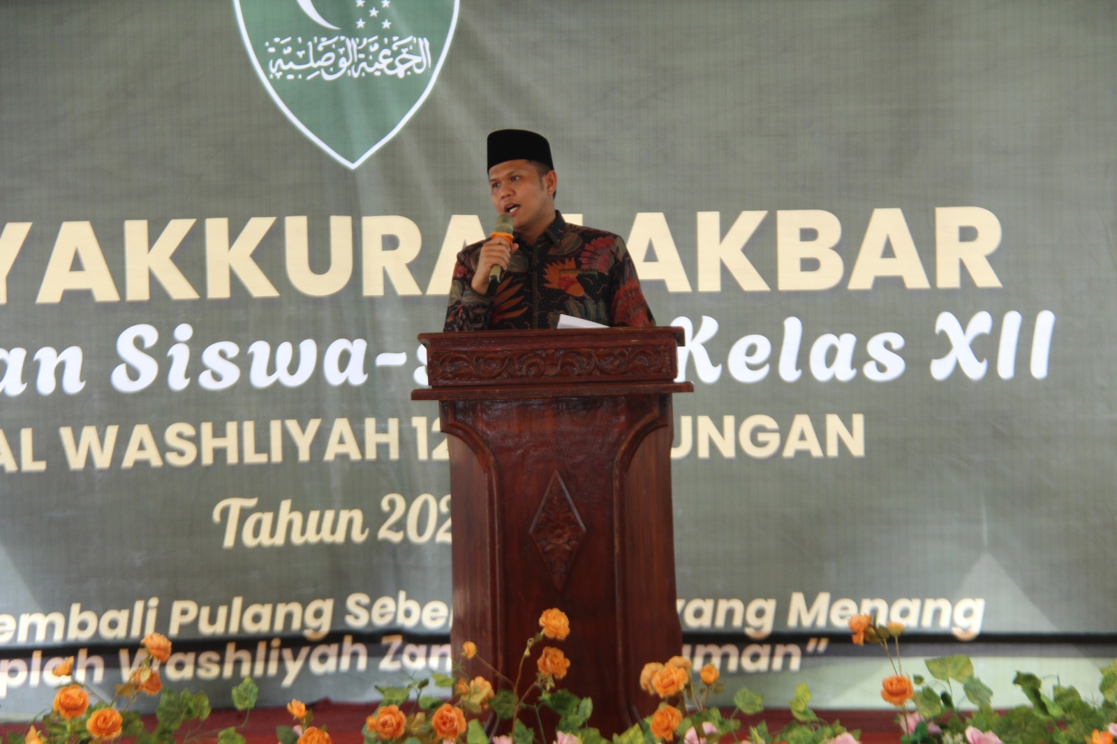 Pesan Wabup Adlin Tambunan: “Jadilah Sosok yang Membanggakan Guru dan Daerah”