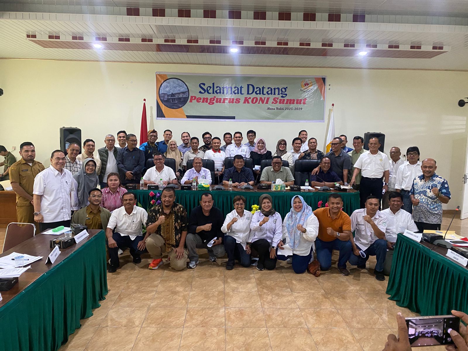 Para Pengurus KONI Sumut Tandatangani Pakta Integritas