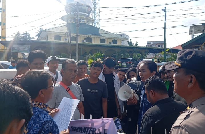 Mahasiswa Demo Kantor Cipta Karya Deli Serdang, Soroti Dugaan Pungli dan Kongkalikong Proyek
