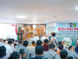 Buka Diskusi Pelayanan Publik, Rico Waas Minta Layani Masyarakat dengan Sistem yang Terintegrasi