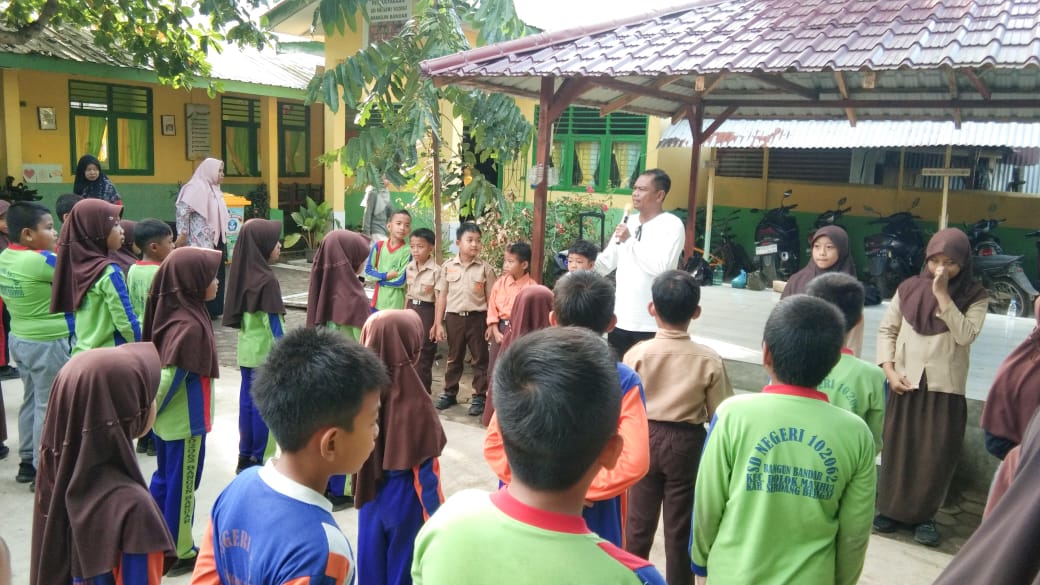 Gowes ke Sekolah, Bupati Sergai Ajak Pelajar Jadi Generasi Mandiri