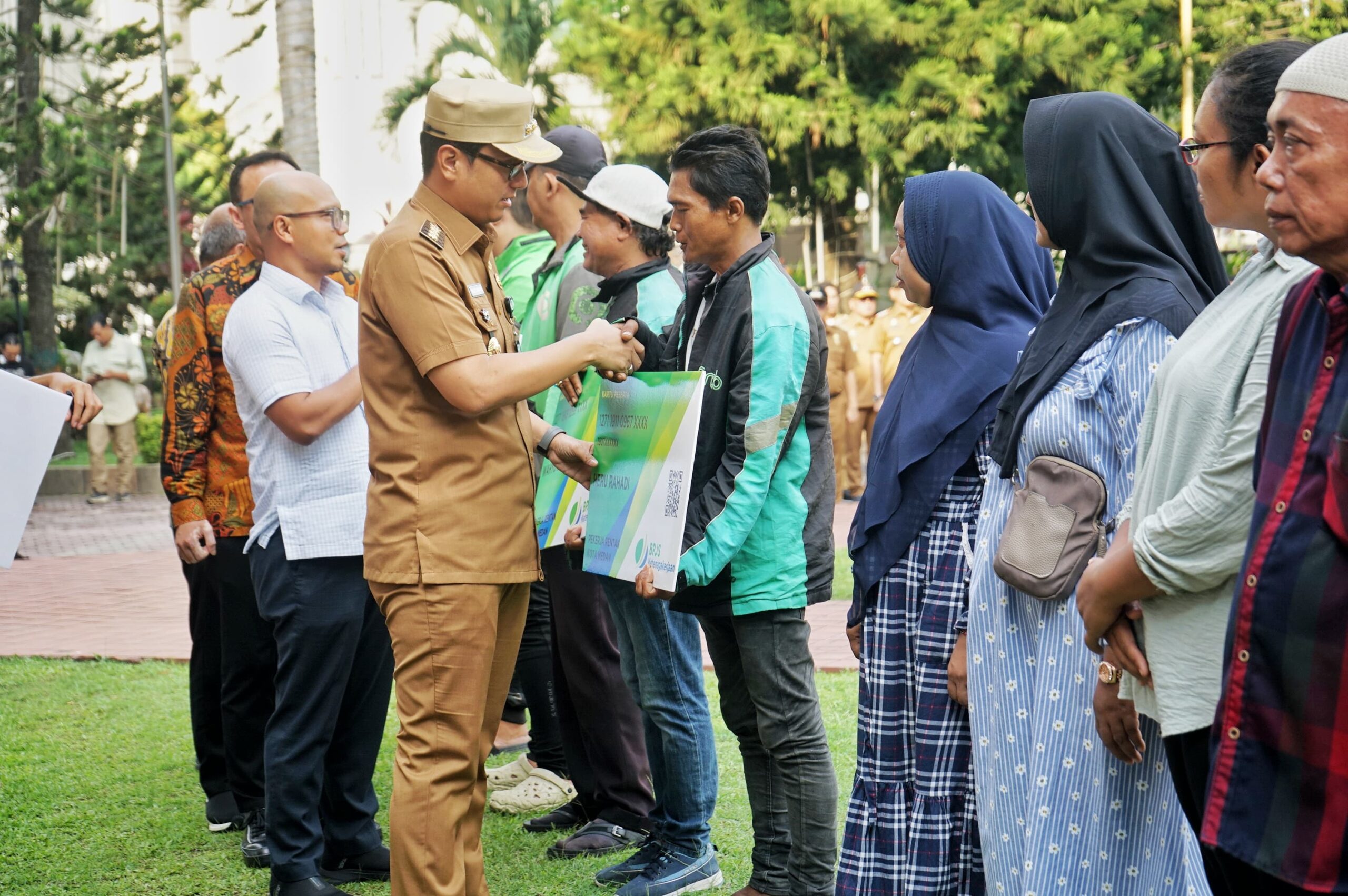 Peduli Nasib Ojol, Rico Waas Beri Perlindungan BPJS Ketenagakerjaan Kepada 17 Ribu Lebih Pekerja Rentan