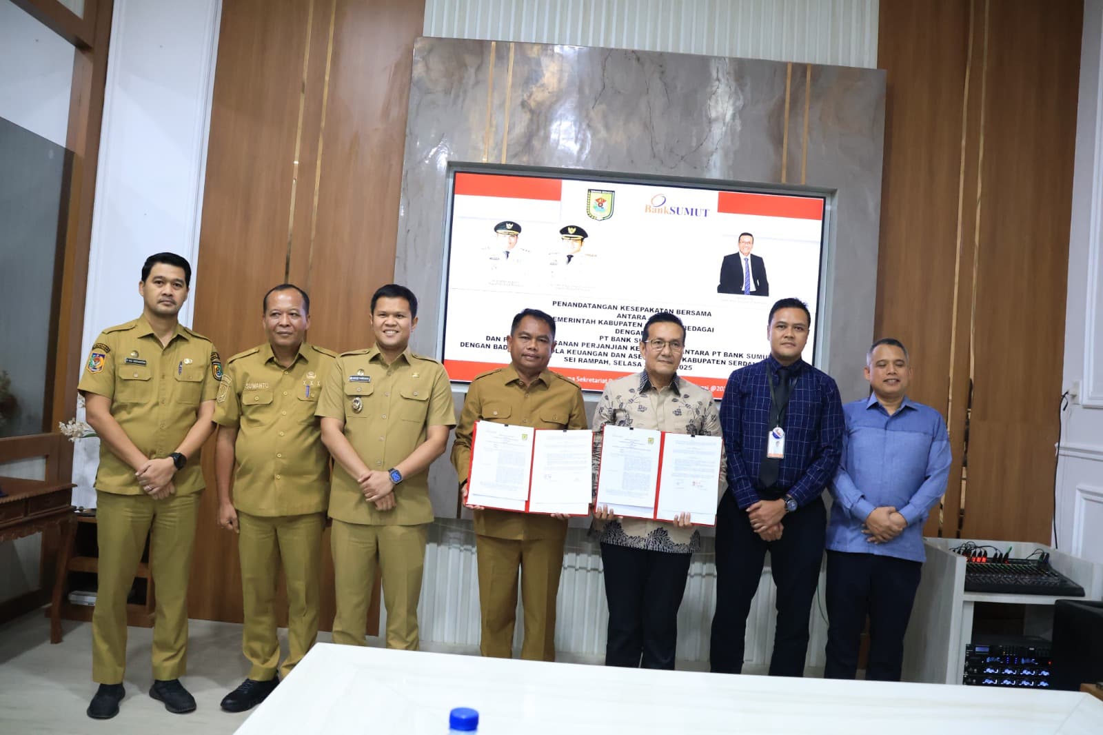 Pemkab Sergai dan Bank Sumut Teken MoU, Perkuat Layanan Publik dan Dukung Pembangunan Daerah