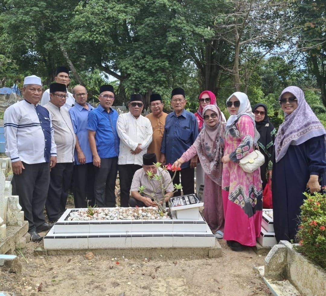*Songsong Hari Lahir, Pengurus PB MABMI Ziarahi Almarhum Ketua-Ketua Umum Terdahulu*