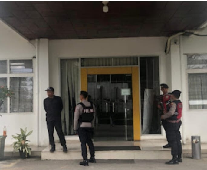 Pasca OTT Topan Ginting, KPK Geledah Kantor Dinas PUPR Sumut