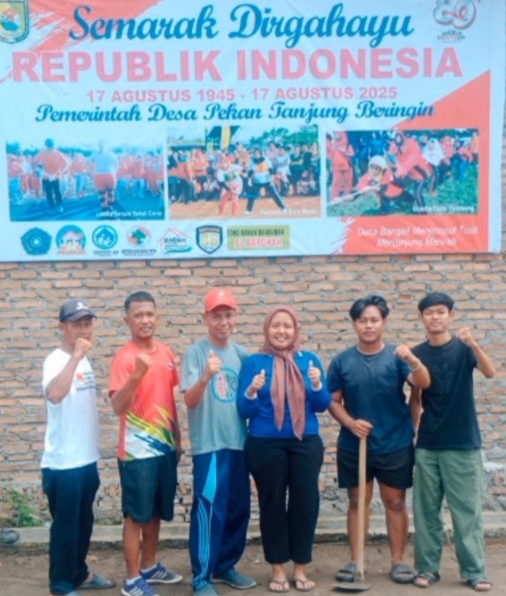 Pemdes Petaring Gelar Gotong Royong Sambut HUT RI ke-80