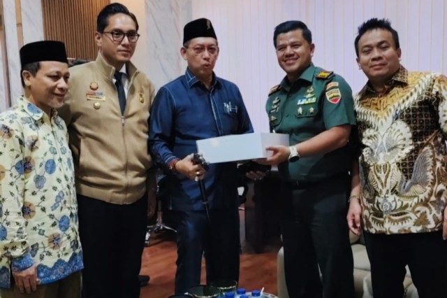 Rico Bersama Wong Berikan Kejutan di Ultah Dandim Medan