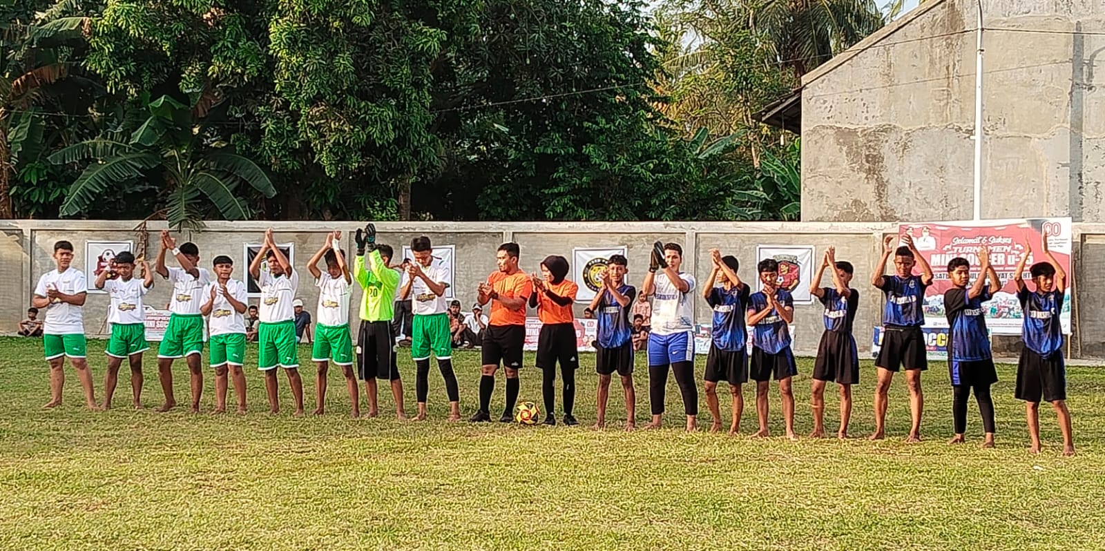 Pesona FC dan Pitung FC Melaju ke Final Turnamen Mini Soccer U-15 Piala Kemerdekaan Desa Firdaus