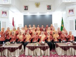 DWP Sergai Gelar Seminar “Perempuan Hebat, Keluarga Sehat” Dorong Perempuan Lebih Mandiri dan Berdaya