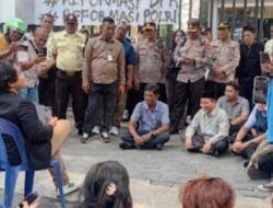 Tanpa Beban Martin Gurning Dampingi Wakil Ketua DPRD Medan Sambut Aksi GMKI