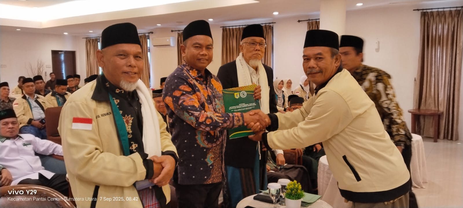 Bupati Sergai Tutup Mukerda I MUI 2025, Tekankan Komitmen Perangi Narkoba dan Judi Online