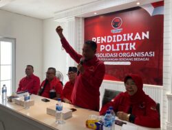 Darma Wijaya Dorong Kader PDI Perjuangan Turun ke Rakyat