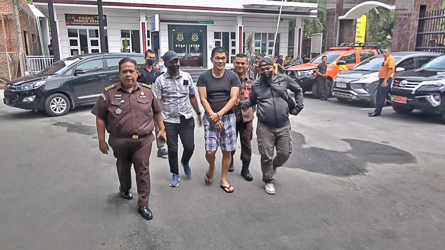 Tim Tangkap Buron Kejatisu Ciduk Terpidana Penipuan “Selamat Ang” Dikota Tanjung Balai