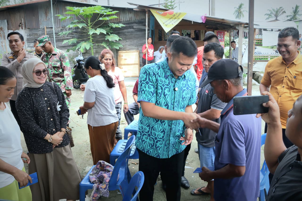 Wabup Sergai Salurkan Bantuan Bahan Bangunan Korban Puting Beliung