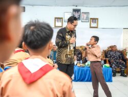 Layaknya Seorang Ayah, Rico Waas Beri Motivasi Pada Siswa Untuk Gapai Cita-Cita dan Jauhi Narkoba