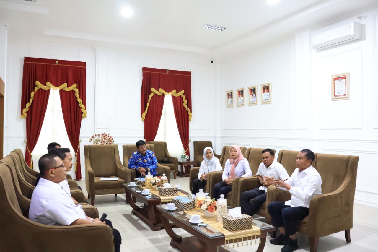 Bupati Sergai Terima Silaturahmi Pengurus Baru APDESI: Harus Jadi Motor Pembangunan Desa