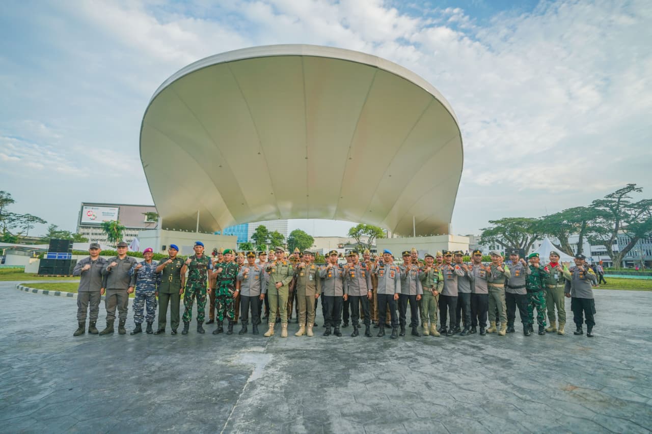 1.160 Poskamling Terbentuk, Rico Waas Minta Masyarakat dan Pemerintah Harus Bersinerji Lingkungan