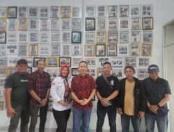 Lewat Program “Jumat Barokah” Pewarta Polrestabes Medan Terus Memupuk Kebersamaan