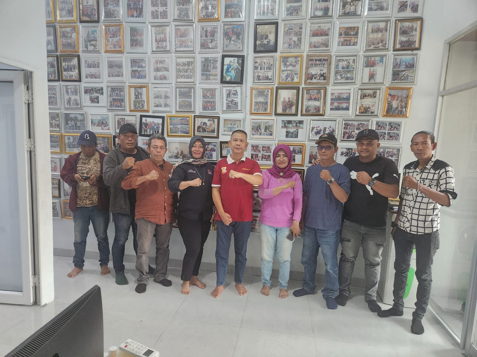 Berbagi Di "Jumat Barokah", Chairum Minta Didoakan Anggota