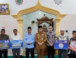 Rico Waas Bersama Anggota DPRD Medan Lakukan Safari Ashar Di Masjid Al Ikhlas Laucih