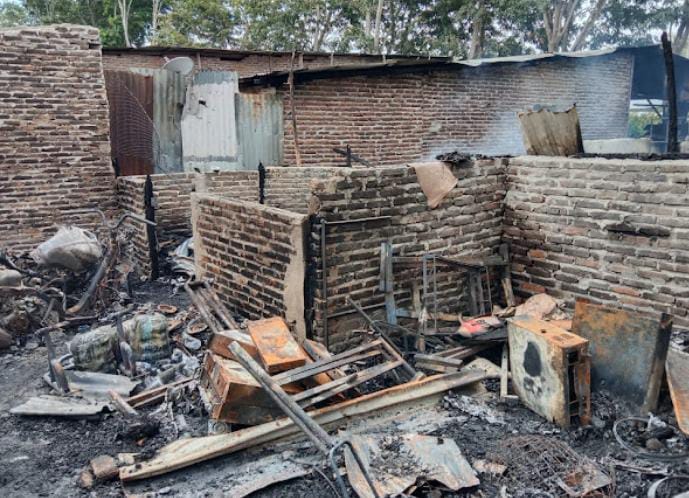 Rumah Usaha Pakter Tuak Di Asahan dilalap si jago merah,Satu Tewas