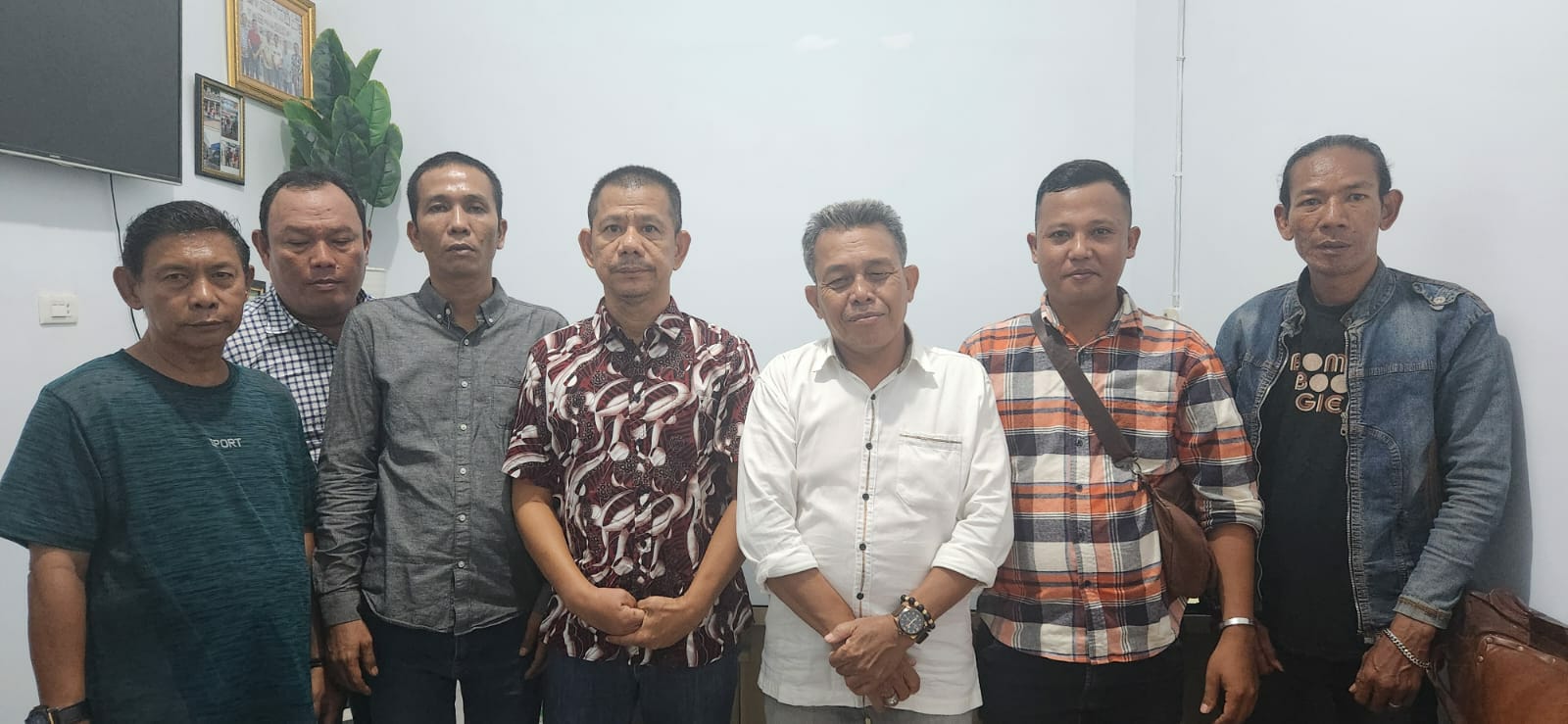 Memupuk Silaturahmi, Pewarta Polrestabes Medan Gelar Rutin Jumat Barokah