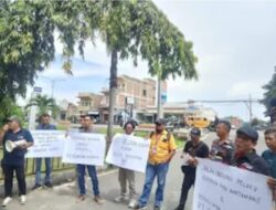 Kapolsek Patumbak Copot Dan Tangkap Penganiaya Dua Wartawan Peliput Aksi di PT. Universal Gloves