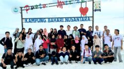 SMKS IT Aisyiyah Sumut Gelar Project Class di Pantai Merdeka, Latih Siswa Kolaborasi dan Kreativitas di Alam Terbuka