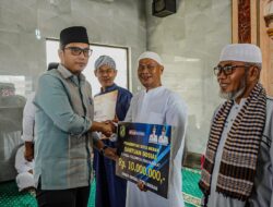 Safari Jumat Di Medan Marelan, Rico Waas Dengar dan Beri Solusi Permasalahan Warga