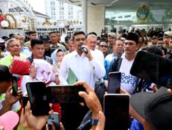 Temui Para Unjuk Rasa, Bobby Nasution Dukung Tuntutan Buruh