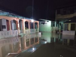 Banjir Rob Kembali Rendam Desa Bagan Kuala, Kantor Desa Ikut Terendam