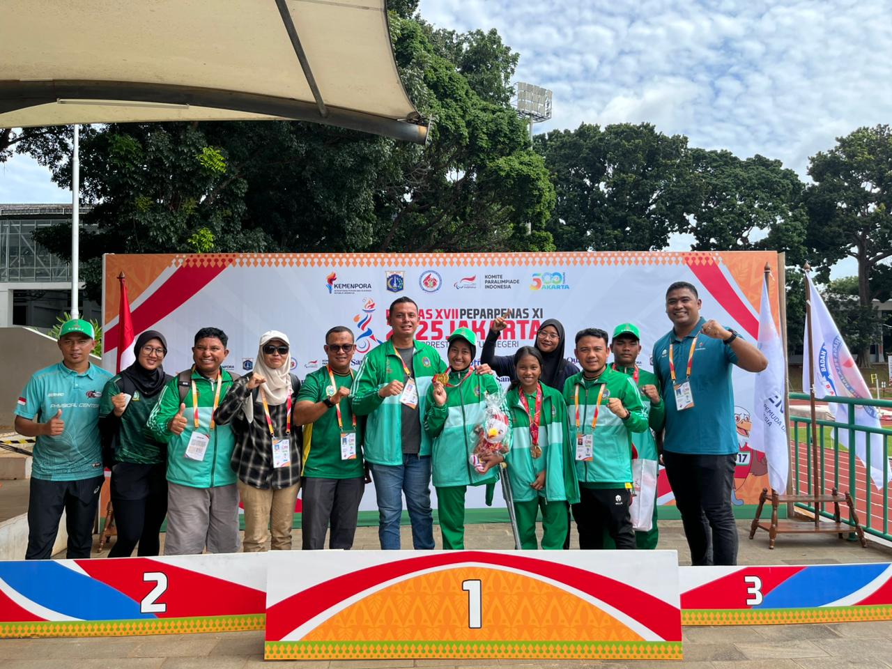 Budi Syahputra Dan Alan Sastra Bersyukur Adelia Novianti Sumbang Emas Atletik Sumut di Peparpenas