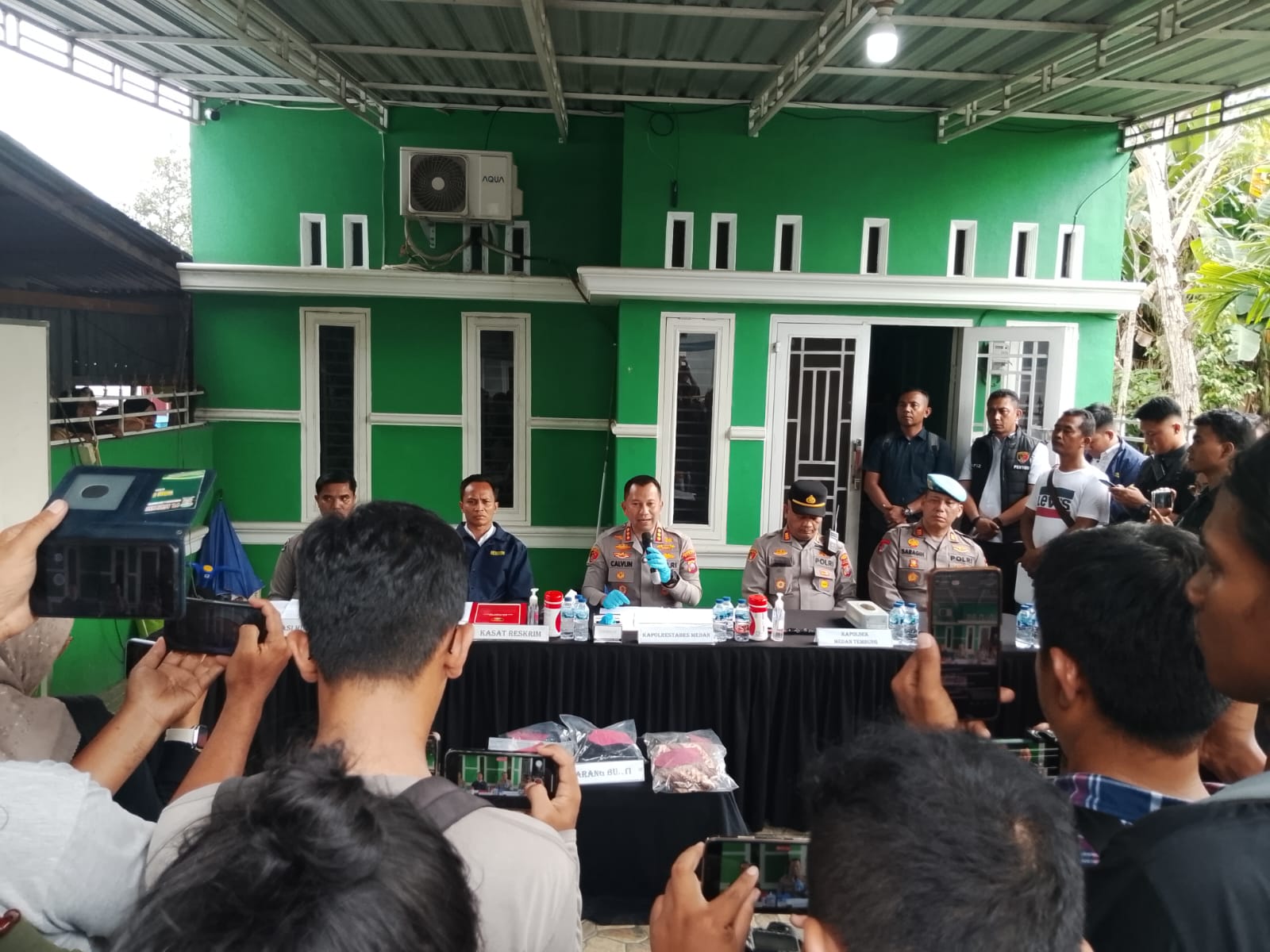Akibat Cemburu Buta, Rumah Bercat Hijau Putih Di Jalan Pendidikan Gg Hj Karsinah Sei Rotan Dipadati Warga