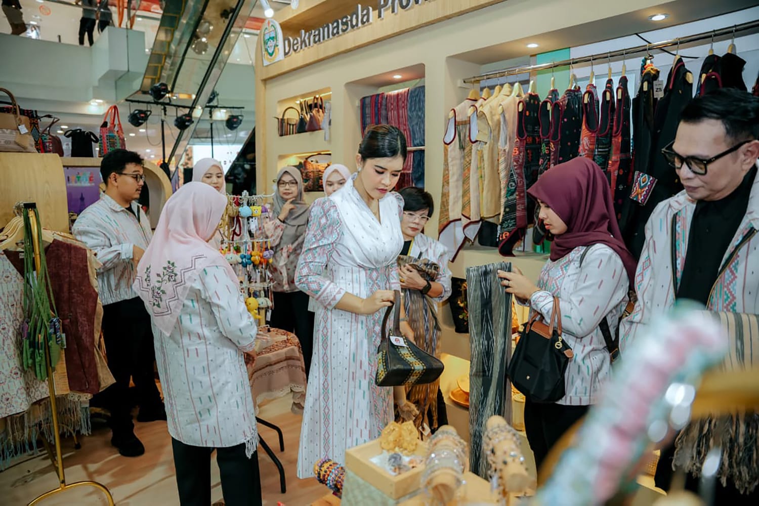 Kahiyang Ayu Angkat Pesona Batik Sumut Di Gebyar Kriya Nusantara & Jogja ITTAF 2025