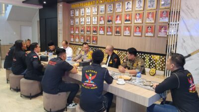 Pertegas Pembinaan Ormas, Kapolrestabes Medan Terima Audiensi DPC GRIB Jaya
