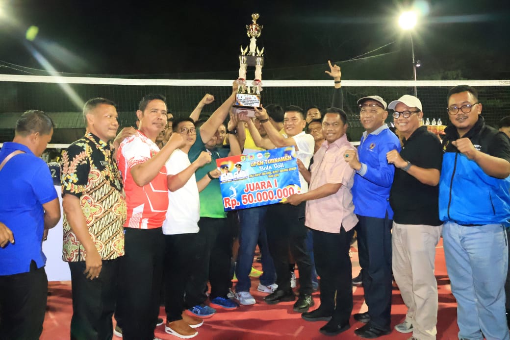 Bupati Sergai Tutup Open Turnamen Piala Bupati - Wabup 2025