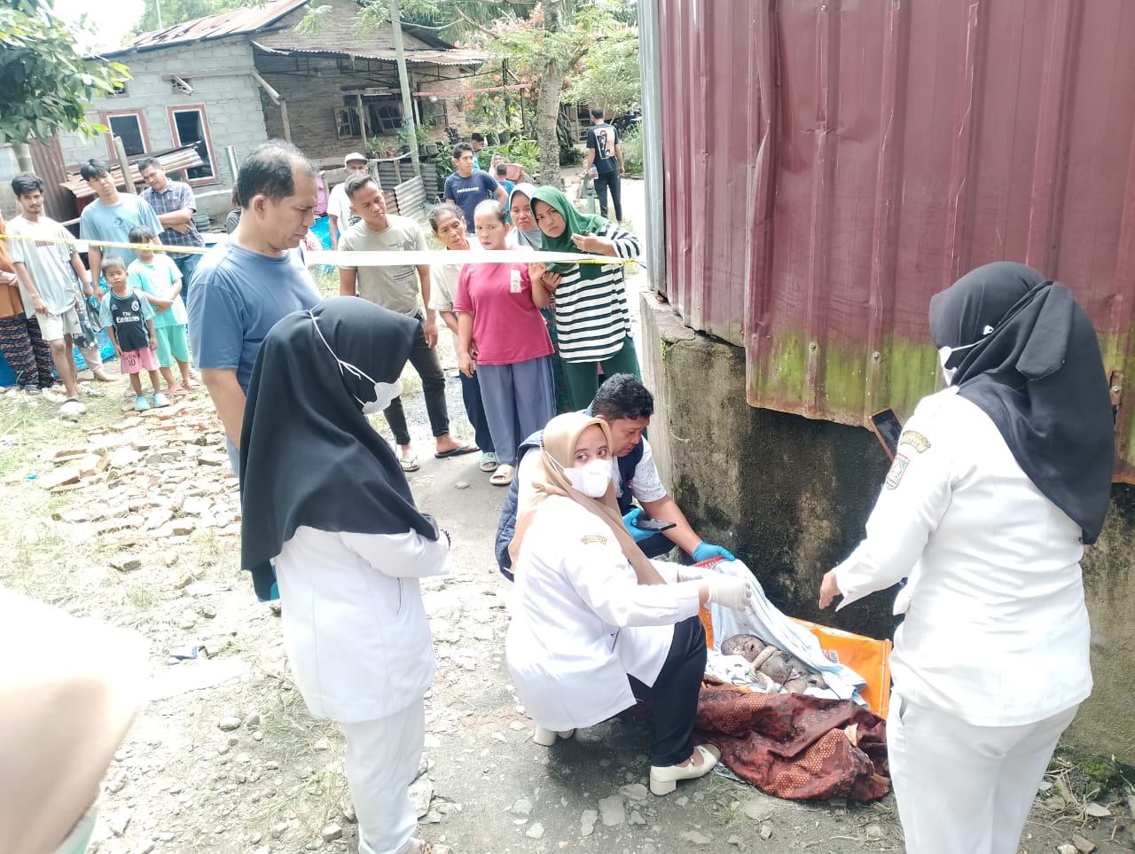 Mayat Bayi laki laki tidak bernyawa di temukan di Aek Ledong Asahan
