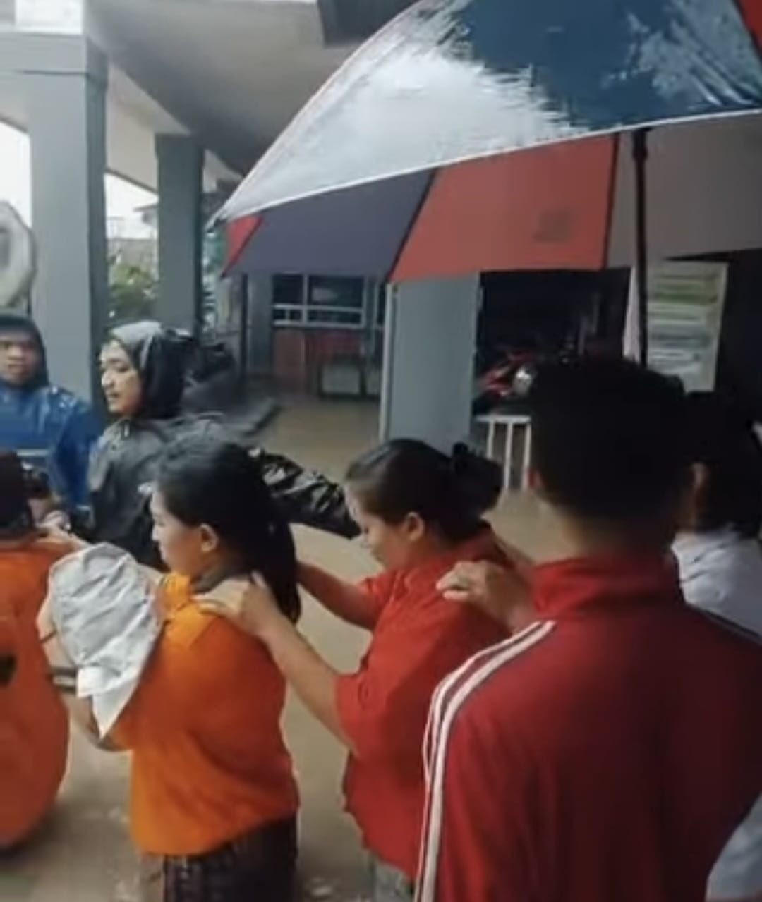 Banjir Menerjang, Rutan Perempuan Kelas IIA Medan Evakuasi 249 WBP ke Lapas Perempuan Kelas IIA Medan