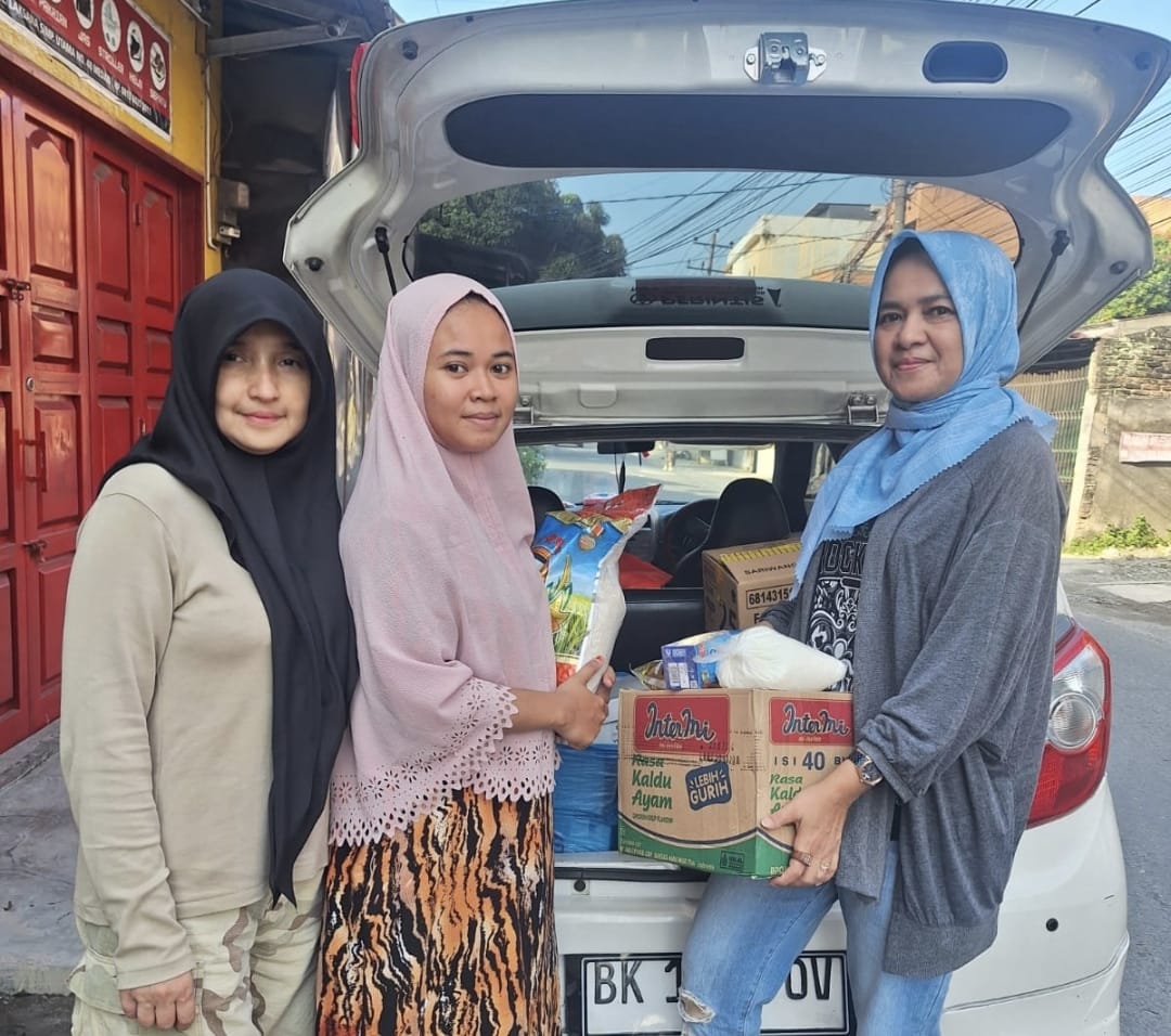 PB MABMI Salurkan Bantuan kepada Sebagian Warganya Korban Banjir di Sumut 2 PB MABMI Salurkan Bantuan kepada Sebagian Warganya Korban Banjir di Sumut